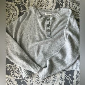 american eagle cropped gray sweater